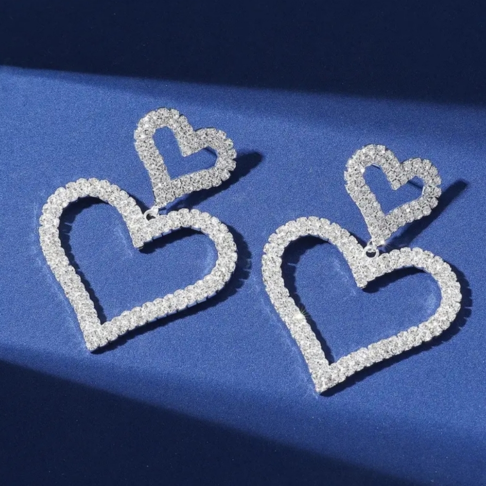 Rhinestone Heart Earrings - Picture 2 of 5